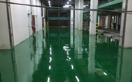 11月阿拉山口阿拉山口环氧地坪施工高峰来袭，梦得来化工多项目同步推进保交付